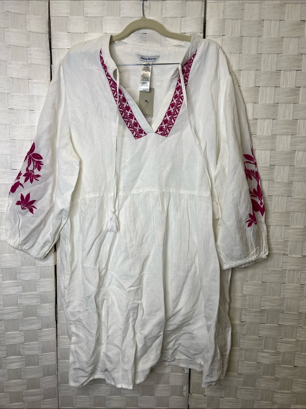 Tommy Bahama White Tunic with Magenta Floral Embroidery XL